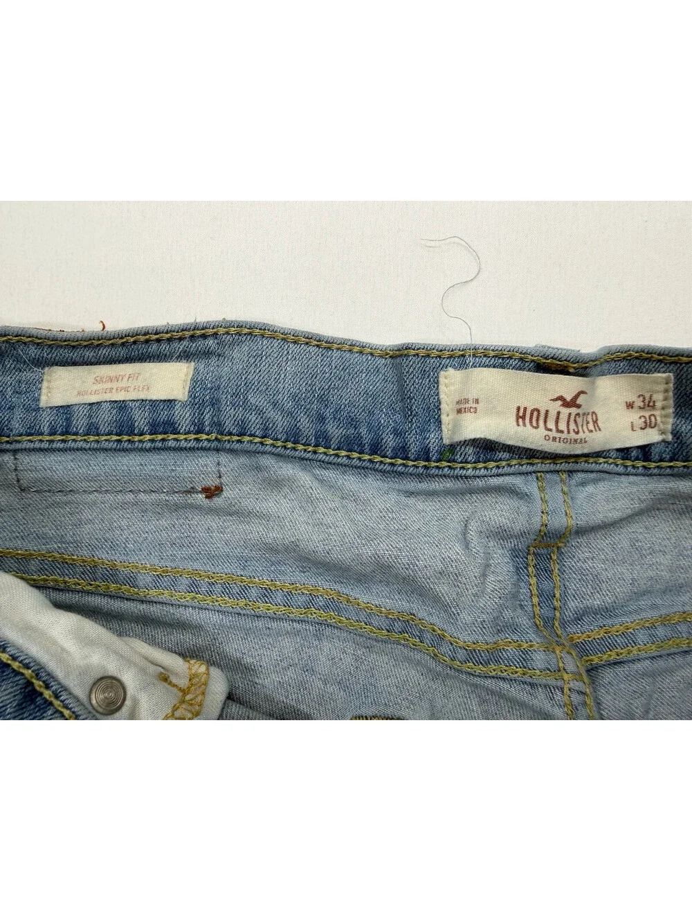 Hollister Men's Skinny Jeans Light Wash Denim Mid-Rise Faded Size 34 Blue